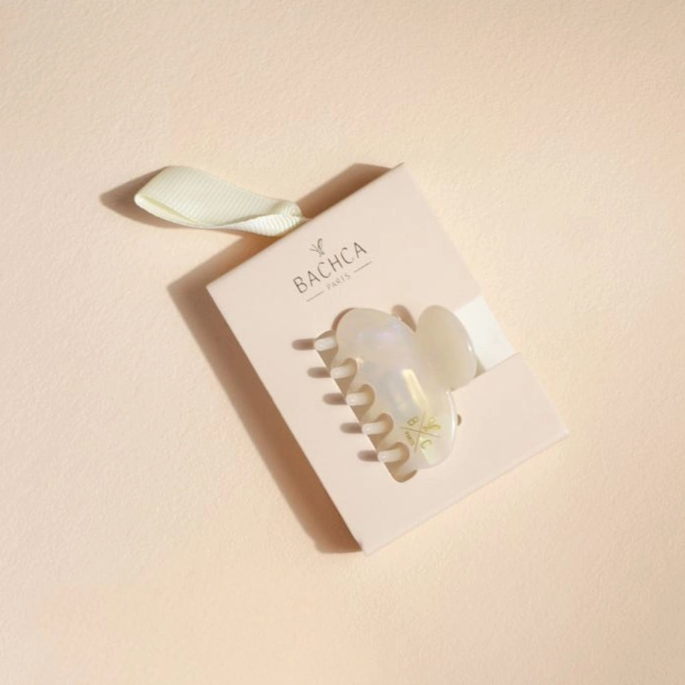 Bachca Pearl Claw Clip in size small in original packaging