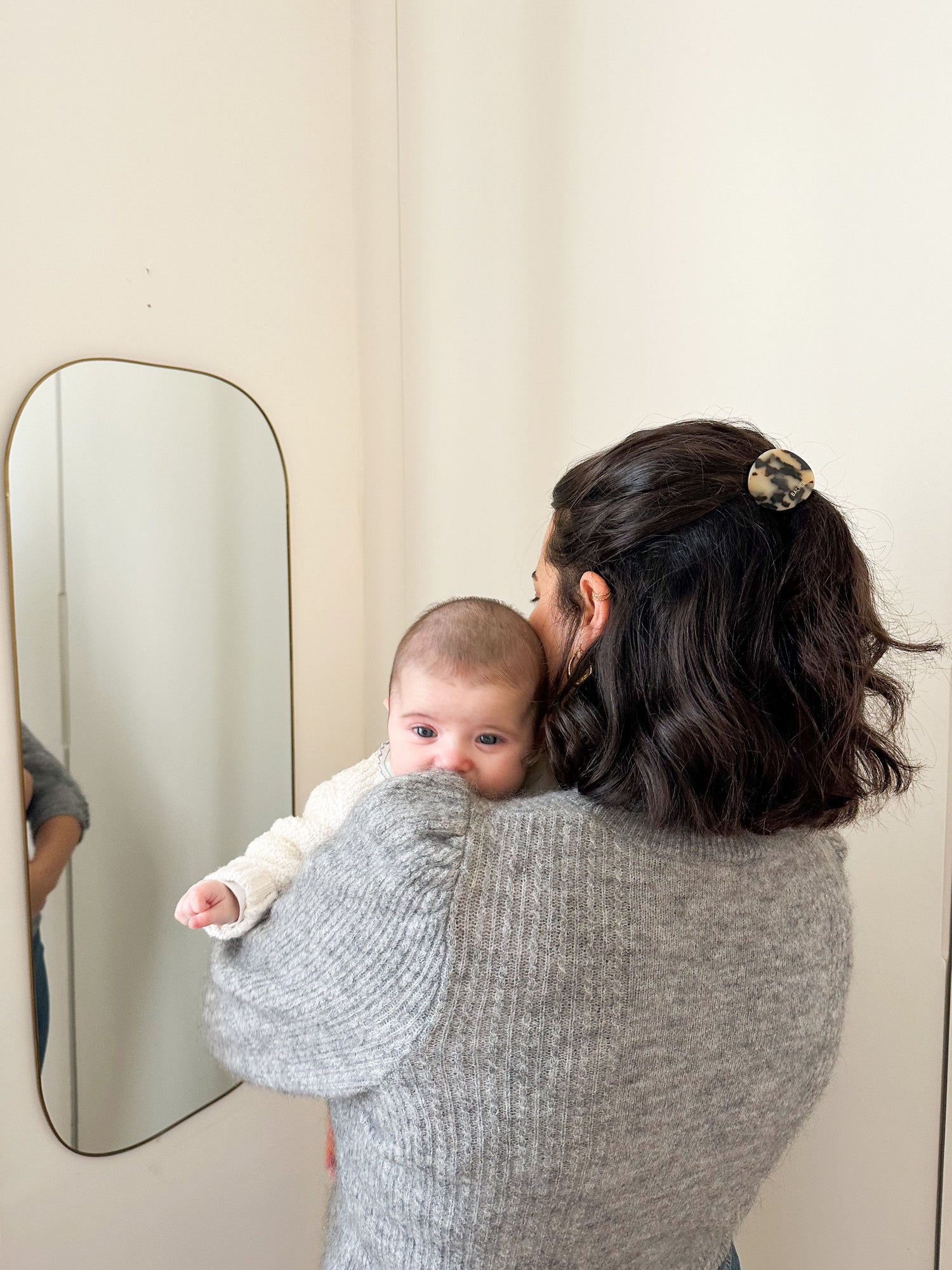 Postpartum Hair Loss: A Gentle Guide for New Mothers