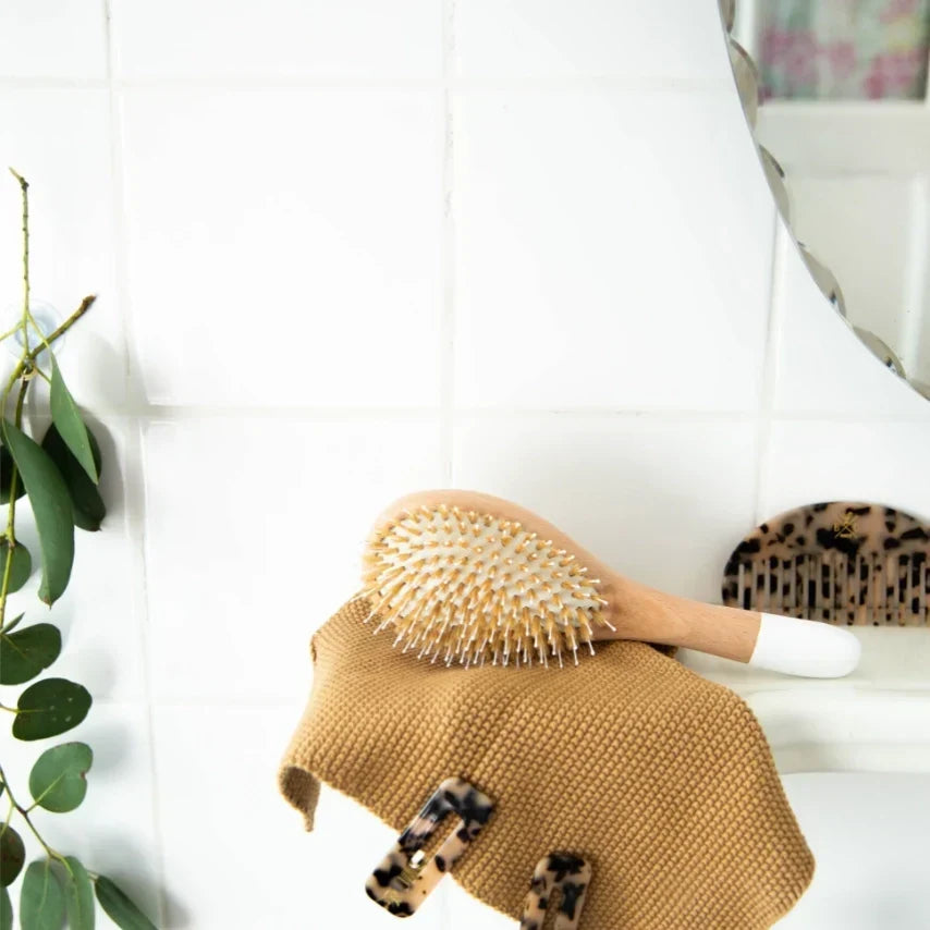 The Glossy Hair Routine: A Simple Ritual for Shiny, Smooth Hair