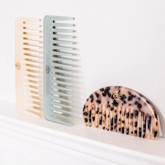 Opaline Comb
